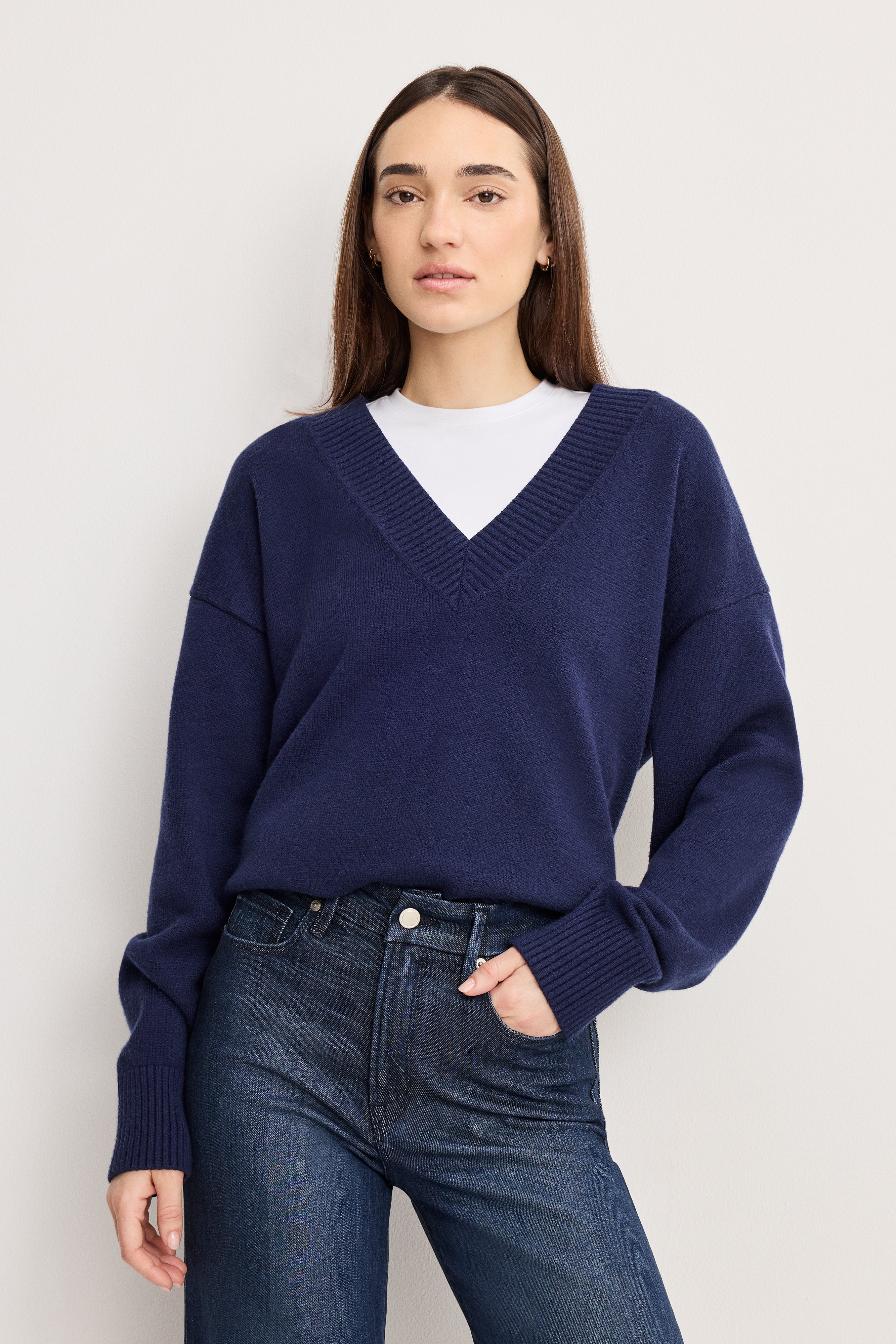 DEEP V KNIT SWEATER | HORIZON INK
