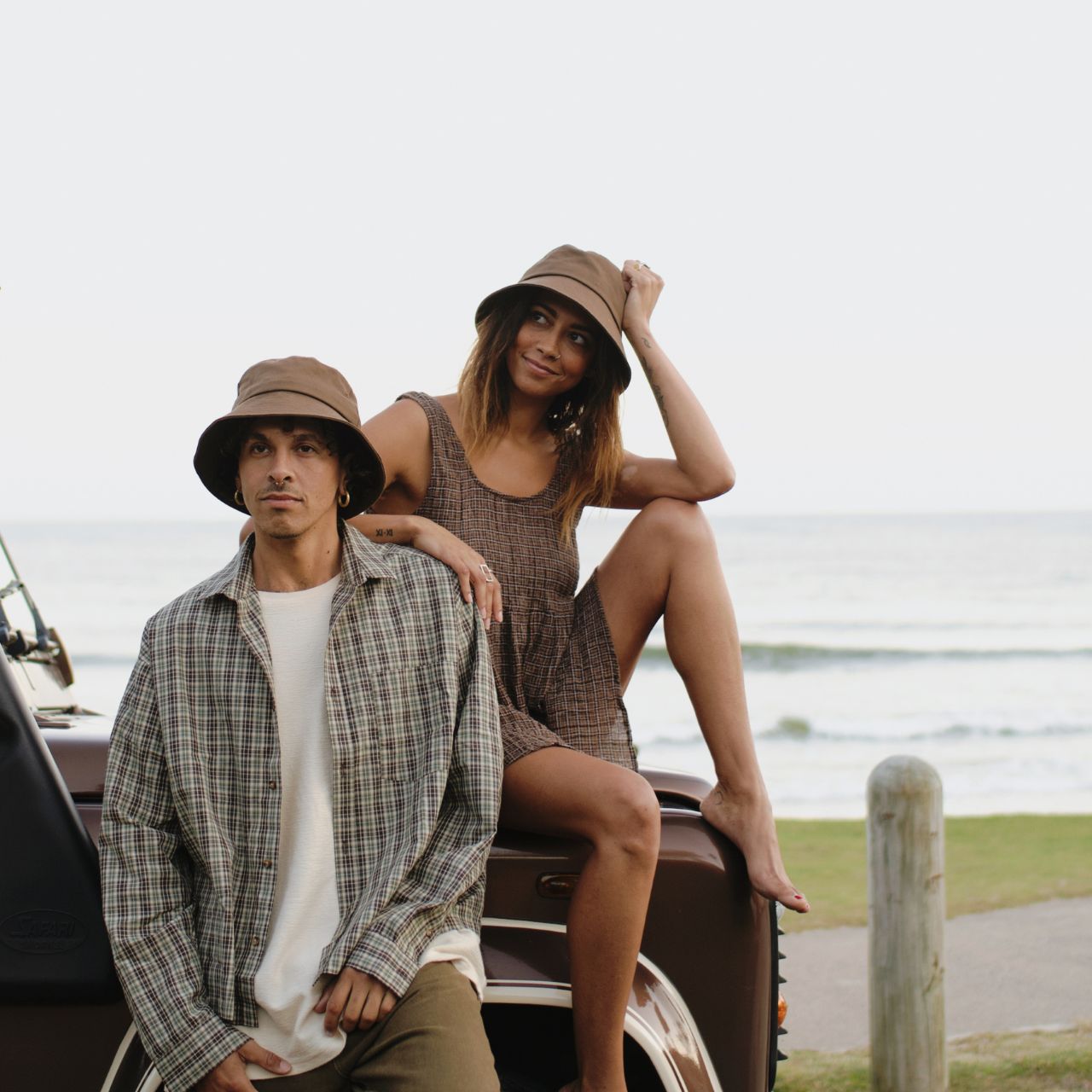 Billie Brown | Removable String Bucket Hat